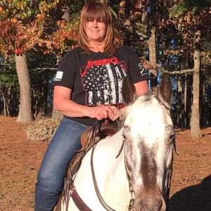 Meet your Posher, Angie